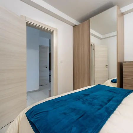 New And Modern In Ta Xbiex, Great Location! Apartment