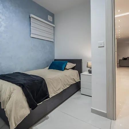 Апартаменты New And Modern In Ta Xbiex, Great Location! *