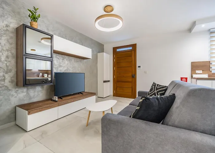 New And Modern In Ta Xbiex, Great Location! Apartment